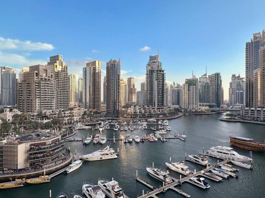 Apartment Luxury 2br In Marina Pool Gym Balcony Free Parking Dubai