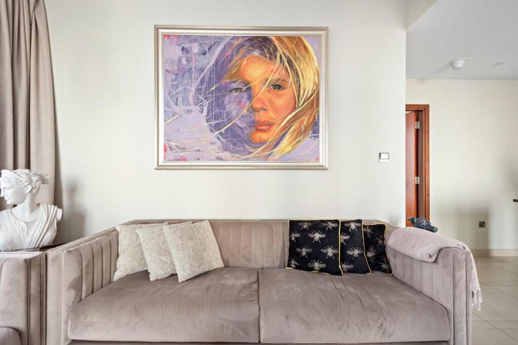 Luxury 2br In Marina Pool Gym Balcony Free Parking * Dubai