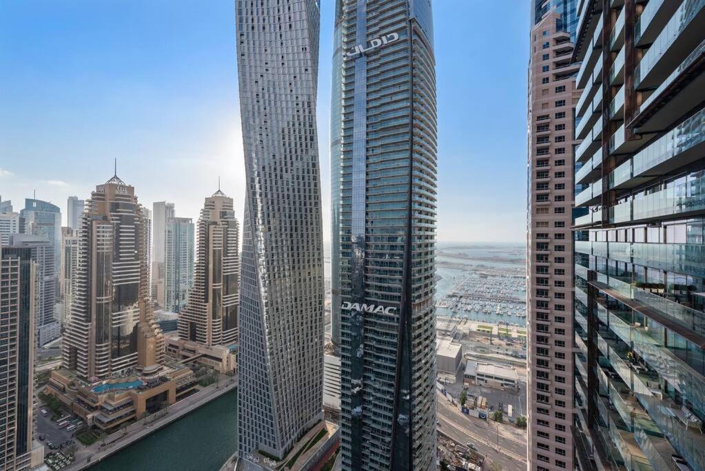Luxury 2br In Marina Pool Gym Balcony Free Parking