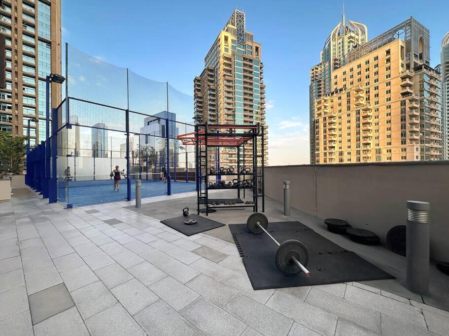 Apartment Luxury 2br In Marina Pool Gym Balcony Free Parking Dubai